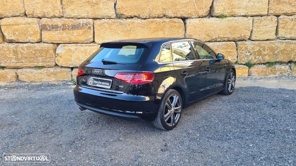 Audi A3 Sportback - 2