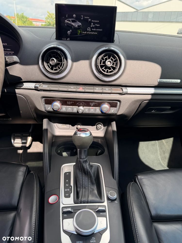 Audi RS3 Limousine - 28