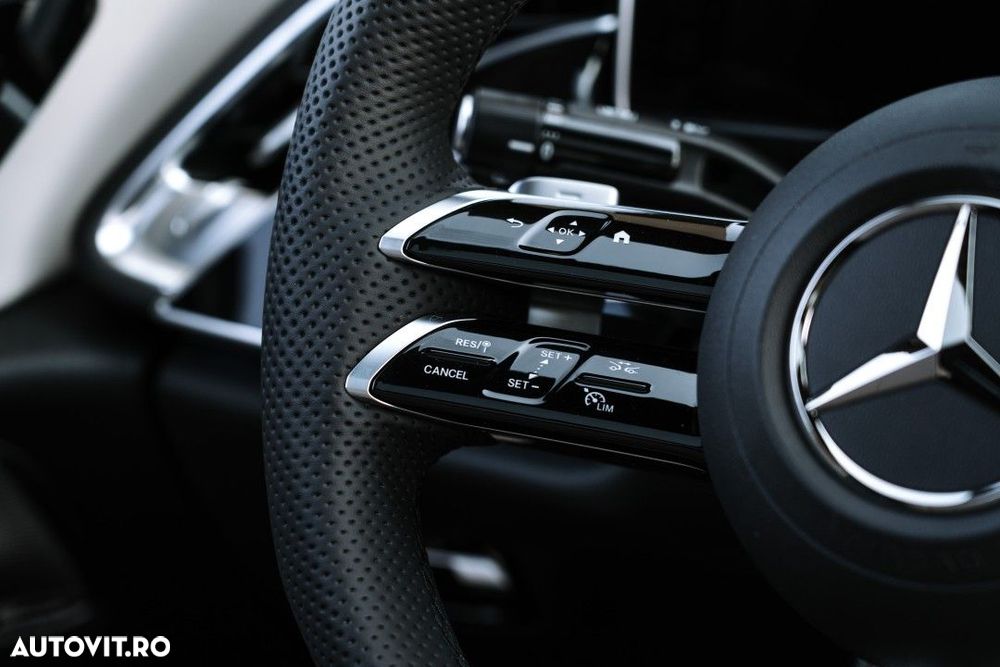 Mercedes-Benz E - 16