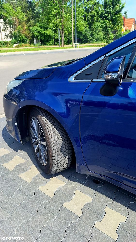 Toyota Avensis 2.0 D-4D Premium - 9