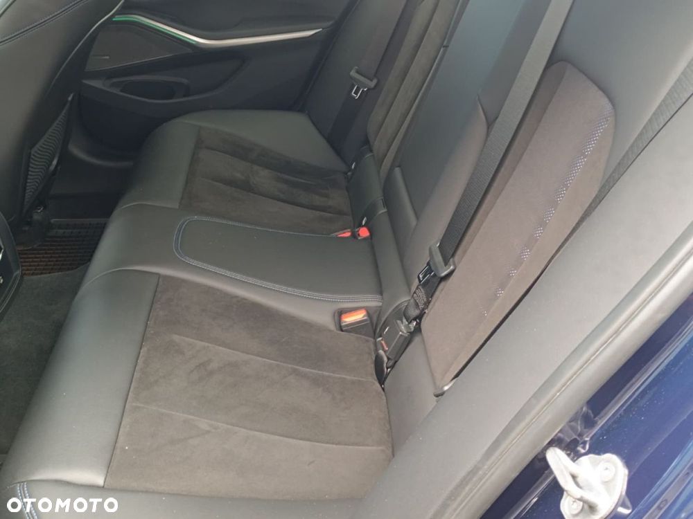 BMW Seria 3 - 23