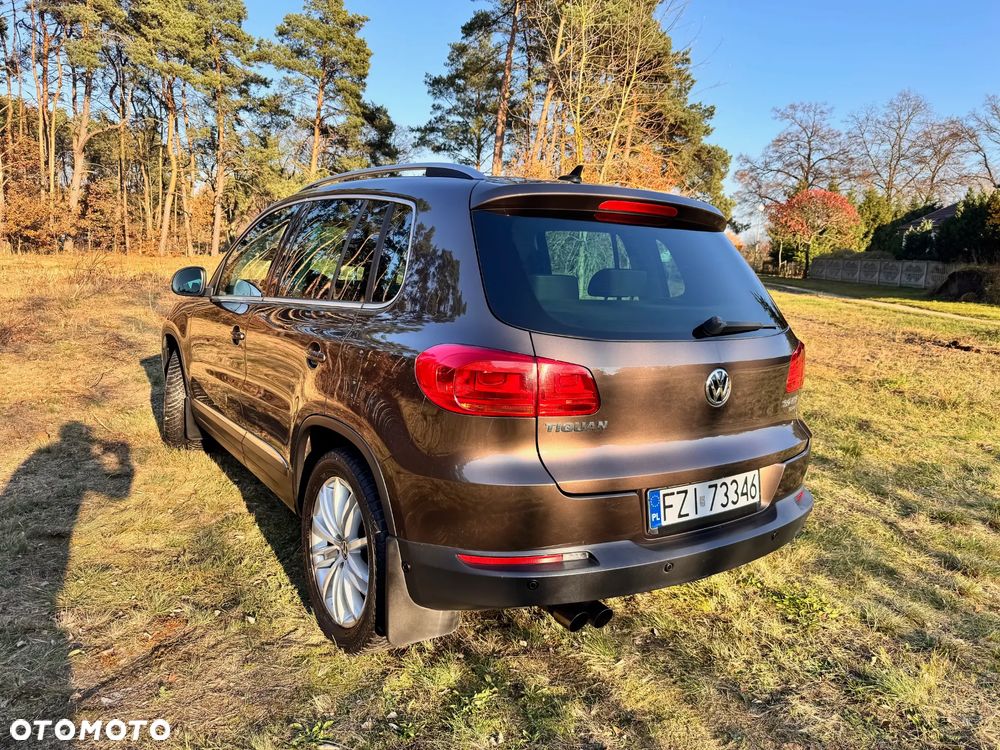 Volkswagen Tiguan 2.0 TSI 4Mot Perfectline R-Style DSG - 4
