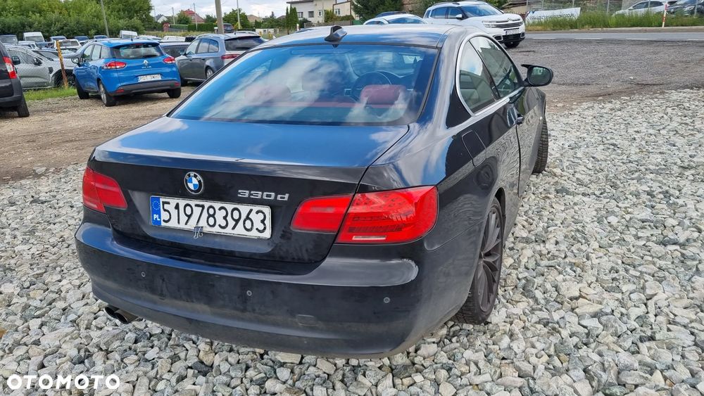 BMW Seria 3 330d xDrive - 3