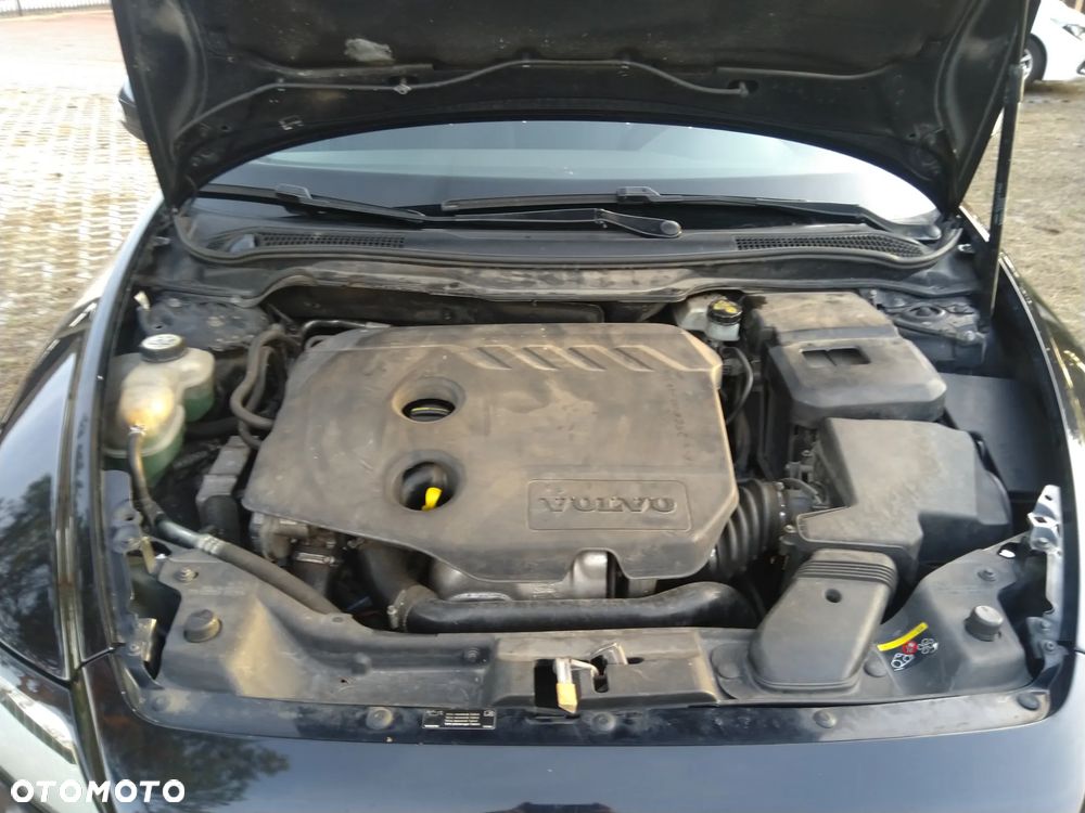 Volvo S40 D2 - 15