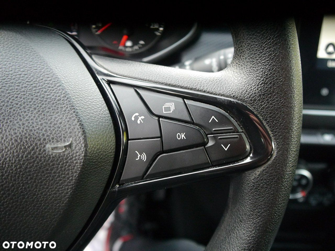 Renault Clio BLUE dCi 85 EXPERIENCE - 28