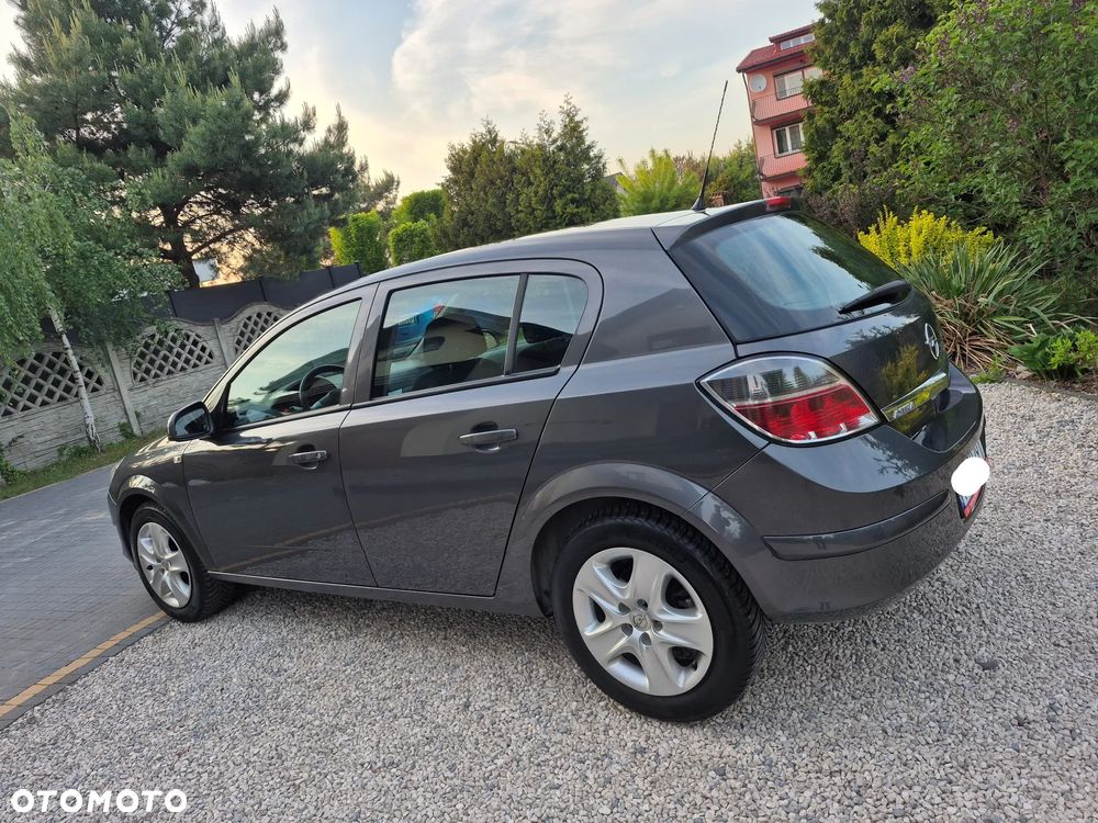 Opel Astra 1.6 - 5