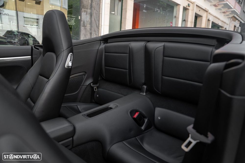 Porsche 911 (991) Carrera 4 S PDK - 32