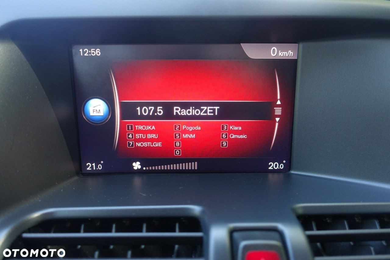 Volvo XC 60 - 25