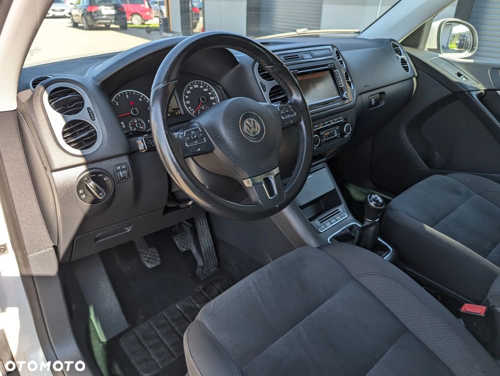 Volkswagen Tiguan 2.0 TDI DPF BlueMotion Technology Life - 24