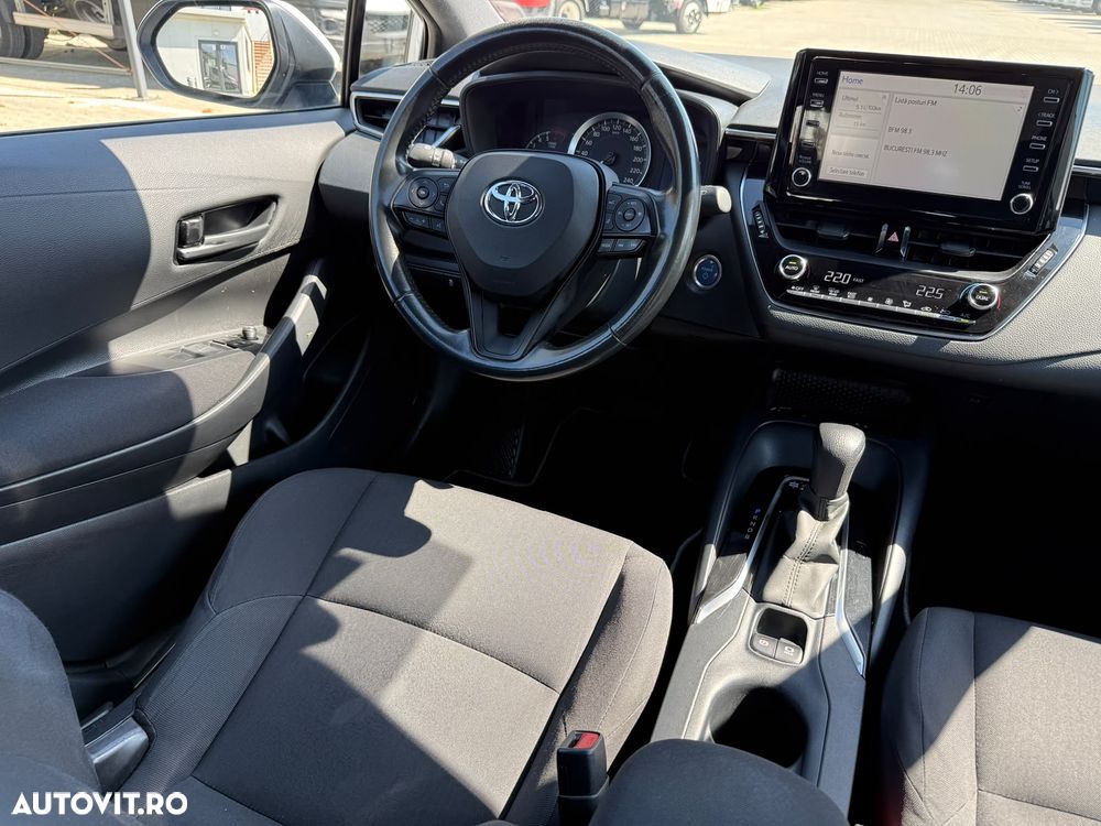 Toyota Corolla - 18