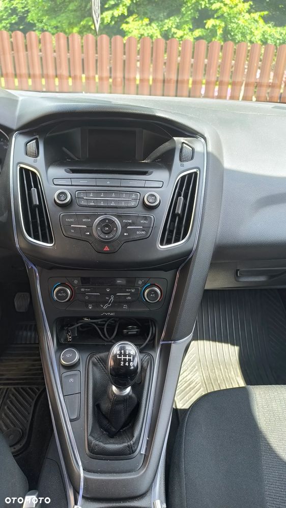 Ford Focus - 11