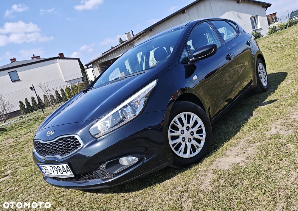 Kia Ceed 1.4 CVVT Attract - 16