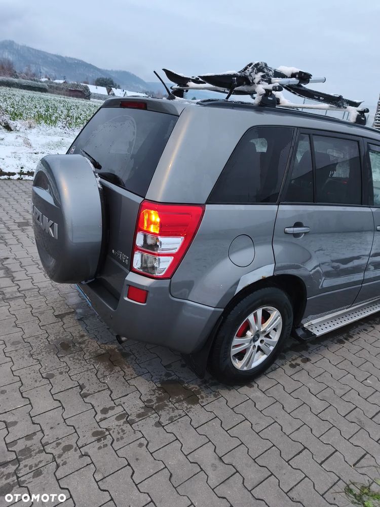 Suzuki Grand Vitara 1.9 DDiS De luxe - 4