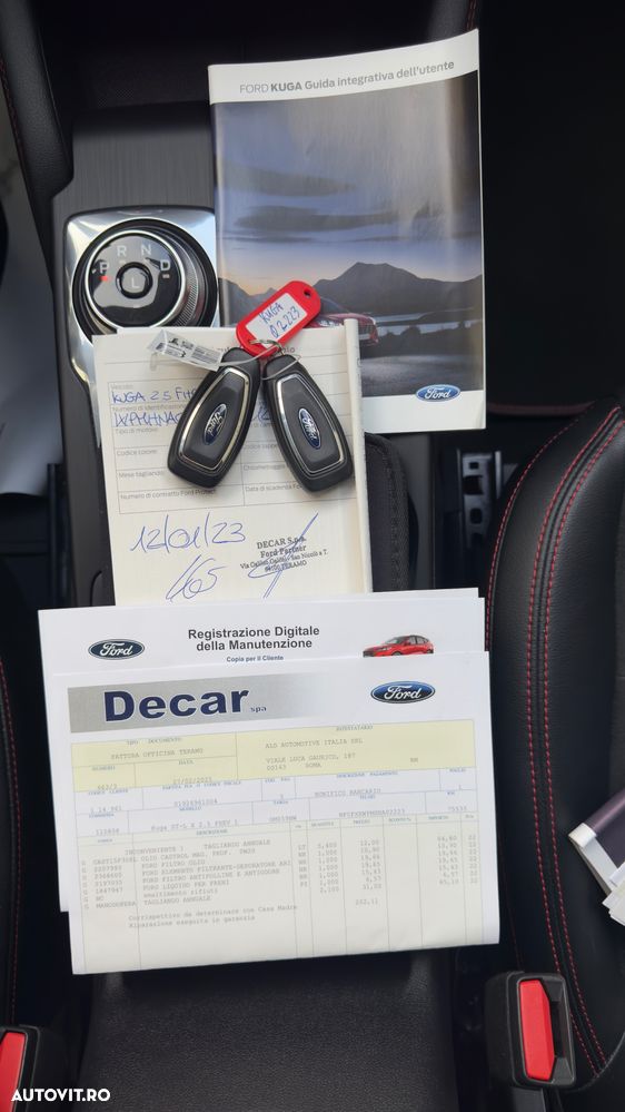 Ford Kuga 2.5 Duratec FHEV 4x4 ST-LINE X - 8