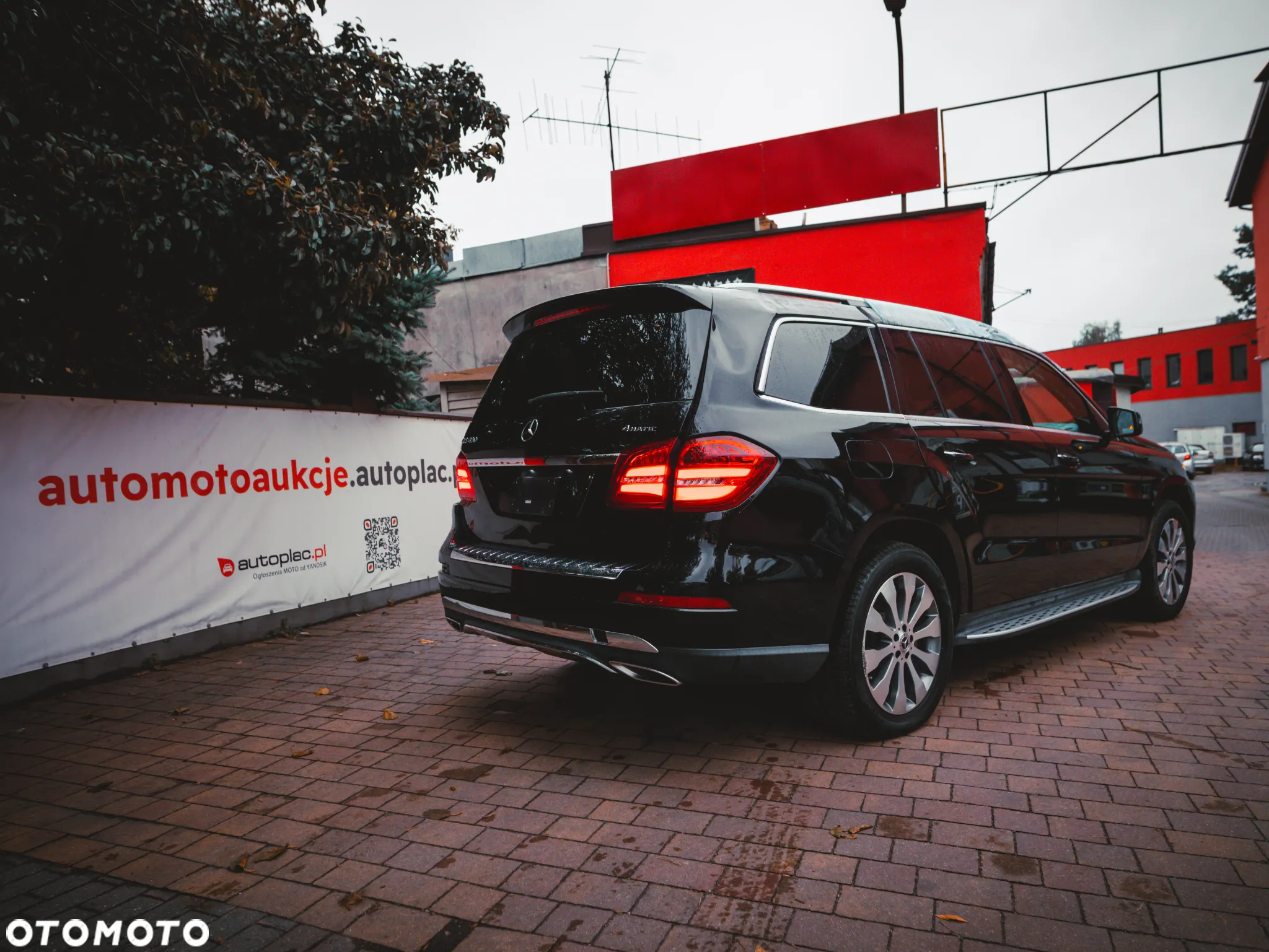 Mercedes-Benz GLS 400 4Matic 9G-TRONIC Exclusive - 12
