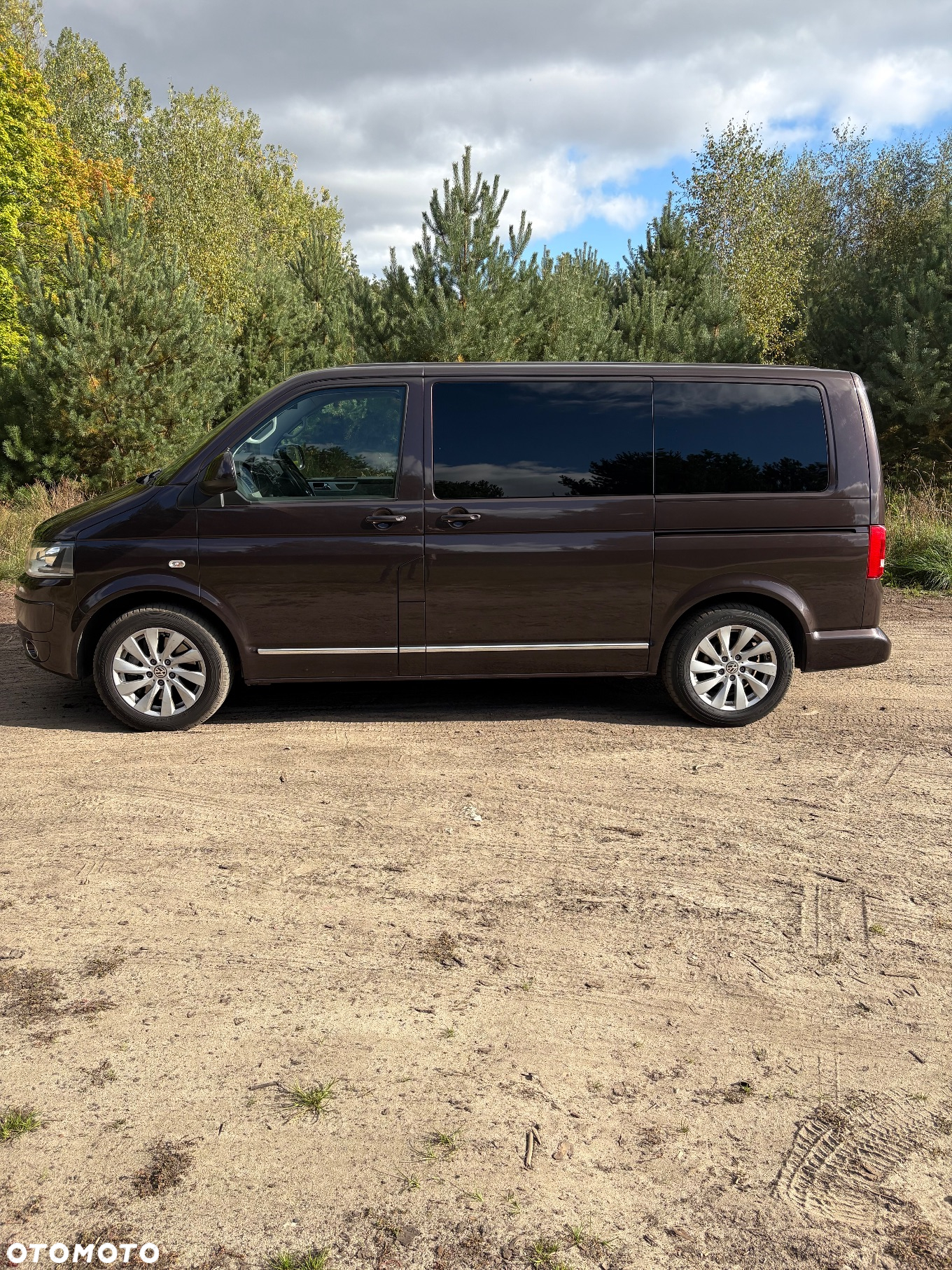 Volkswagen Multivan - 7