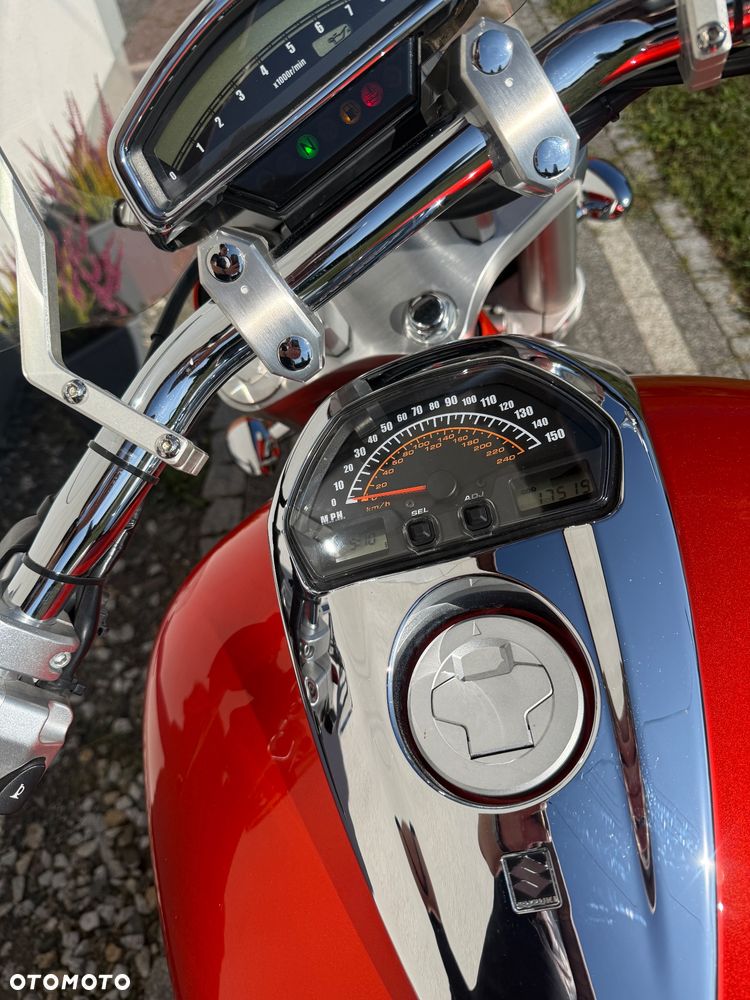 Suzuki Boulevard - 11