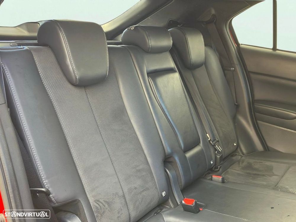 Mitsubishi Eclipse Cross 2.4 PHEV eMotion - 17