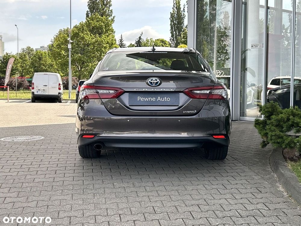 Toyota Camry 2.5 Hybrid Executive CVT - 4