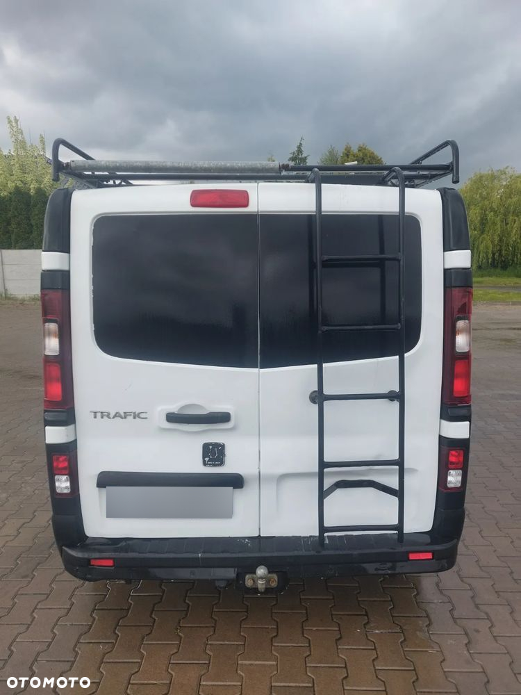 Renault Trafic - 10