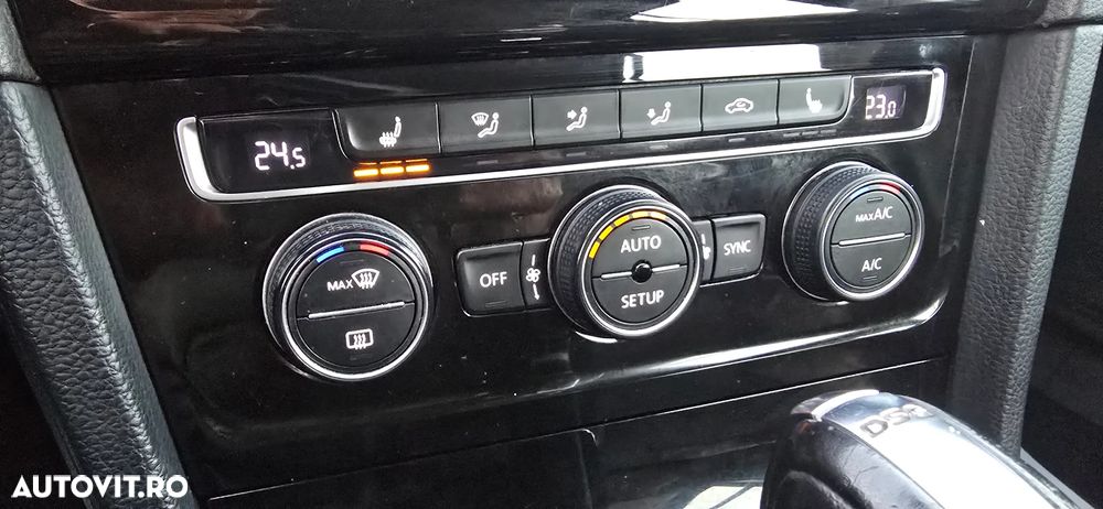 Volkswagen Golf 1.4 TSI ACT BlueMotion Technology DSG Highline - 19