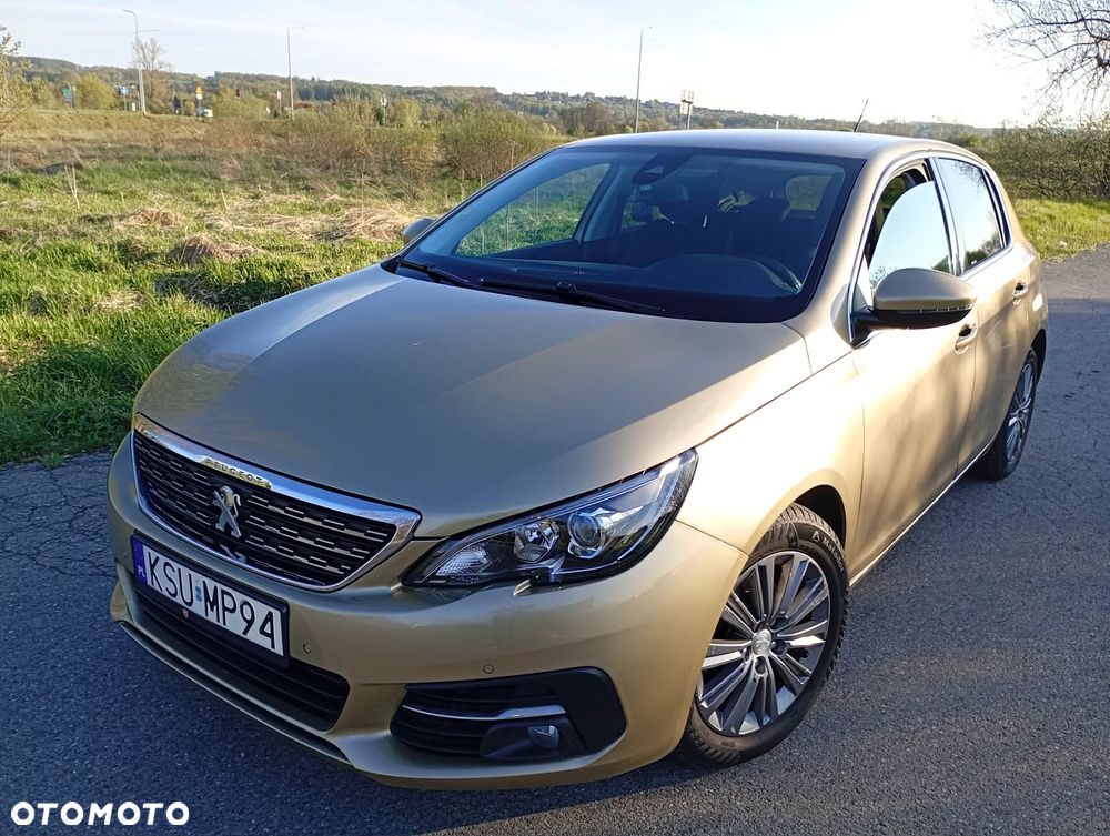 Peugeot 308 - 1