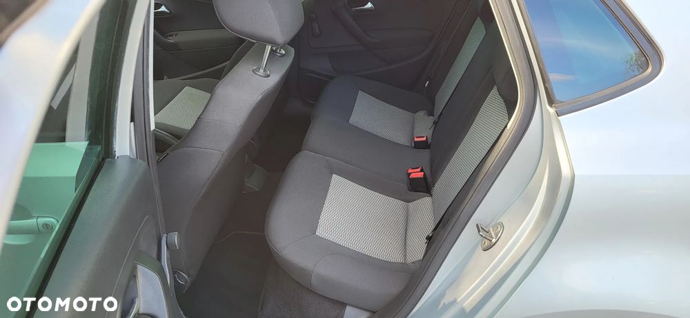 Volkswagen Polo 1.2 Comfortline - 15