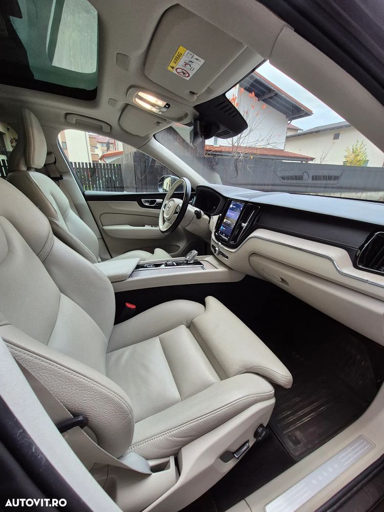 Volvo XC 60 B5 MHEV AWD Inscription - 12