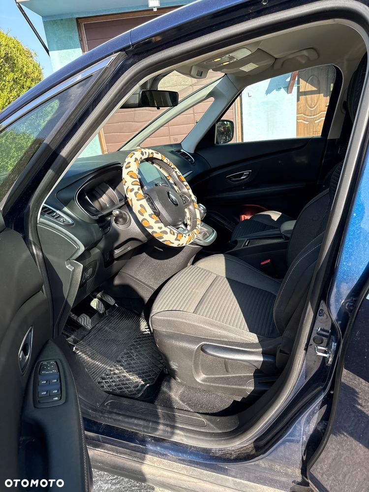 Renault Scenic - 7