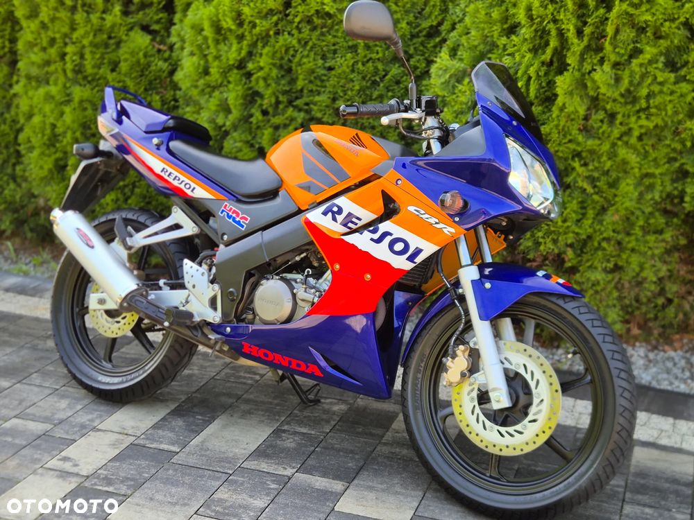 Honda CBR - 1