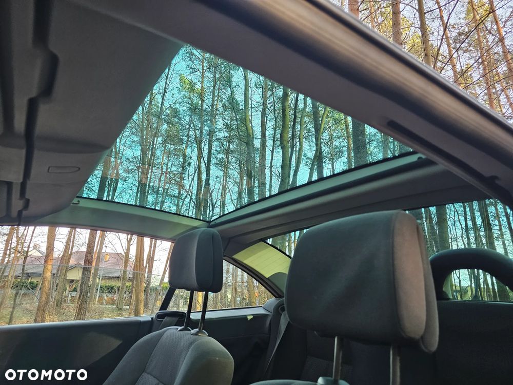 Renault Megane 1.9 dCi Exception - 9