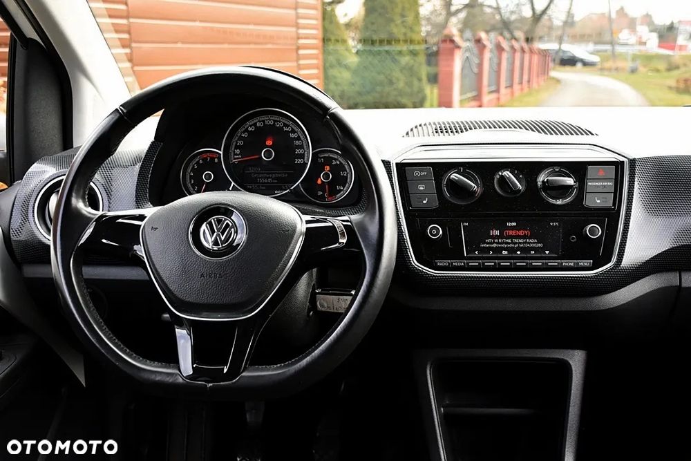 Volkswagen up! 1.0 high - 5