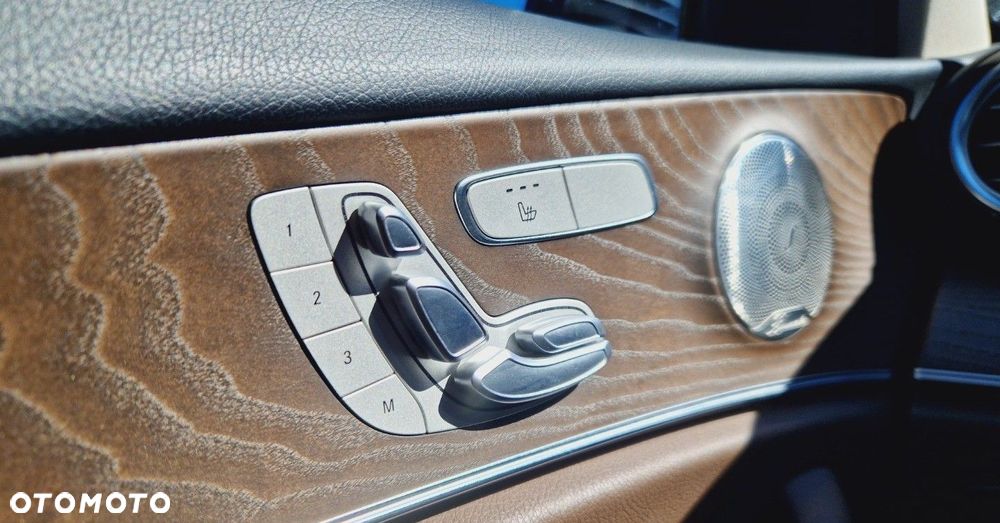 Mercedes-Benz Klasa E - 40