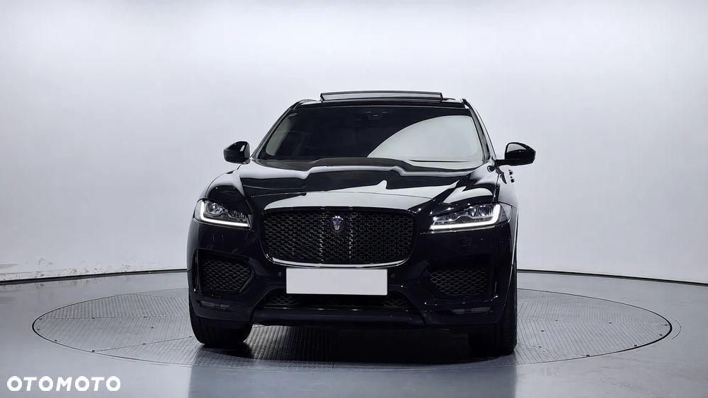 Jaguar F-Pace 25d AWD Chequered Flag - 4