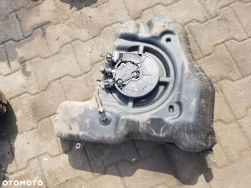 LAND ROVER DISCOVERY SPORT L550 15r- 2.0 D ZBIORNICZEK POMPKA ADBLUE - 2