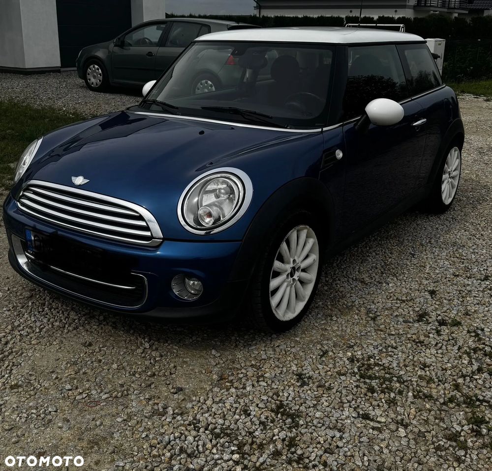 MINI Cooper Standard - 2