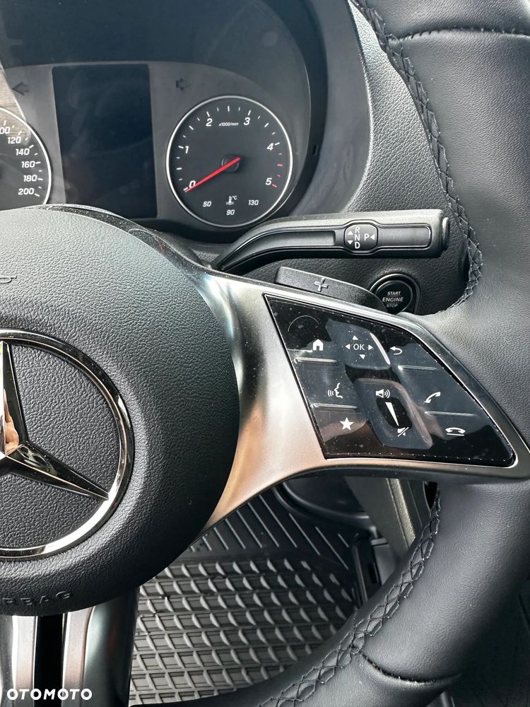 Mercedes-Benz Sprinter - 17