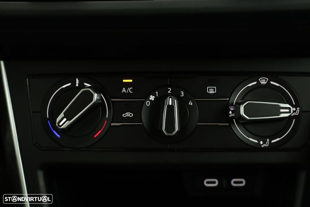 VW Taigo 1.0 TSI Urban DSG - 11
