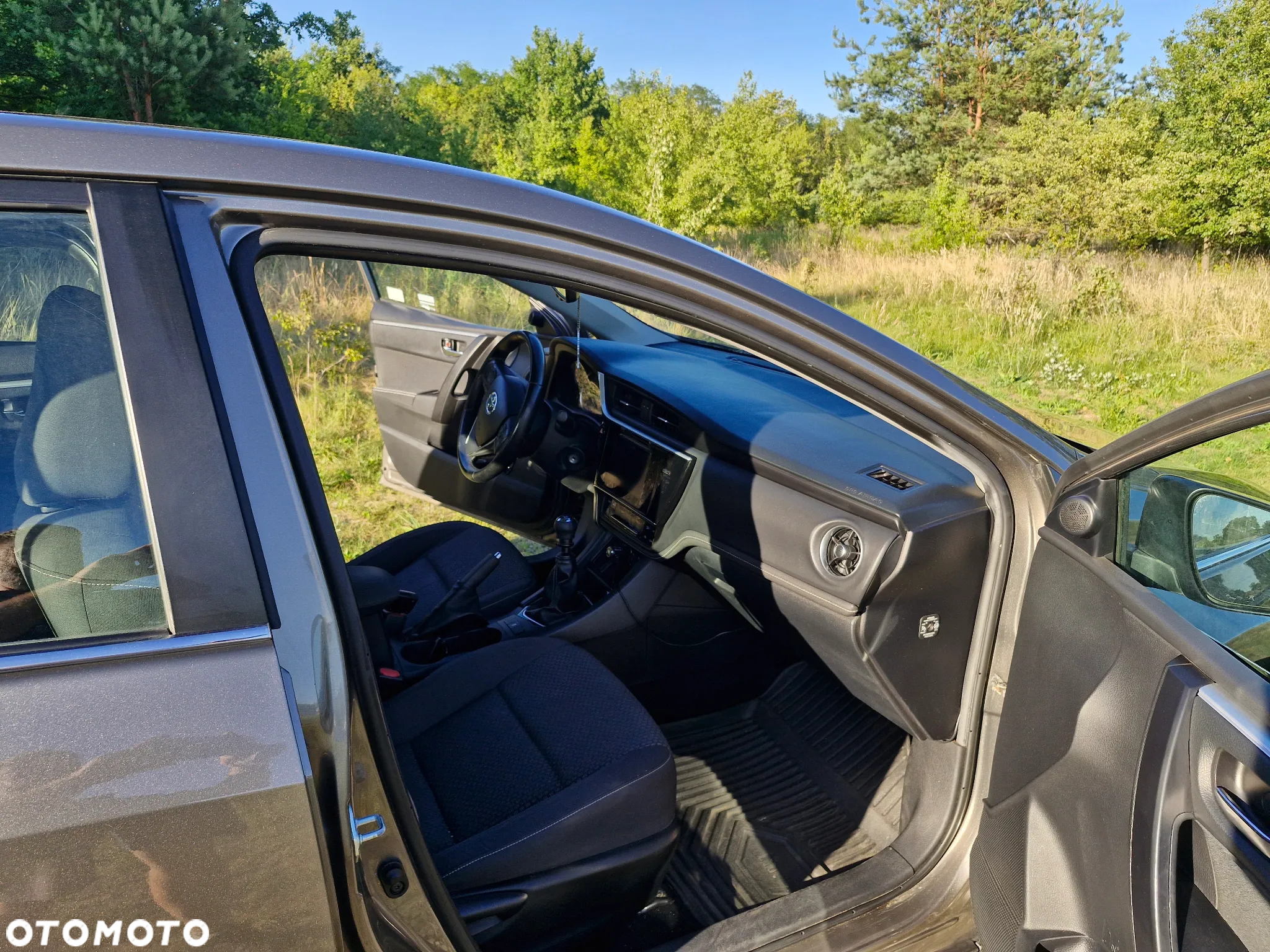 Toyota Corolla 1.6 Premium EU6 - 6
