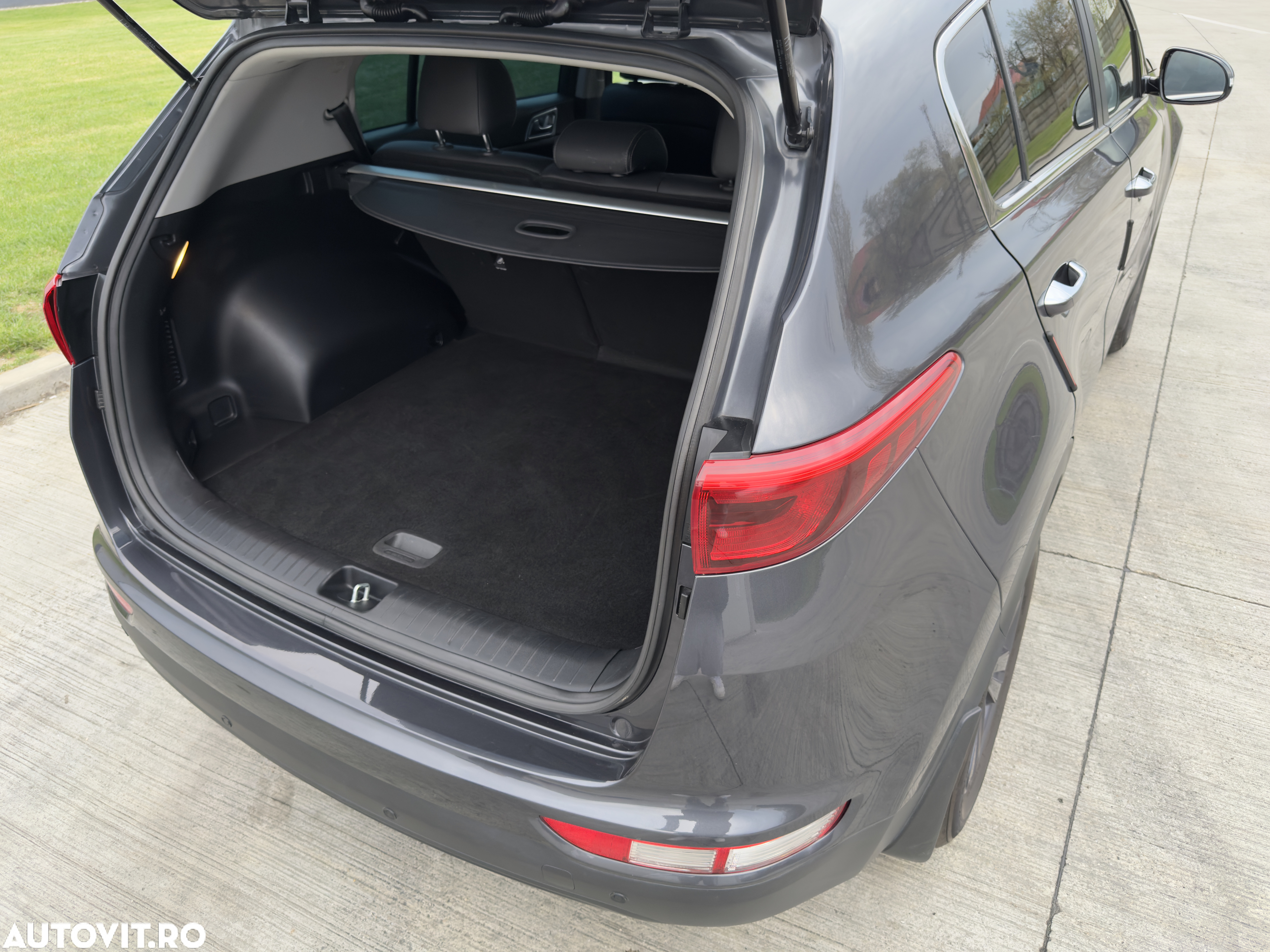 Kia Sportage - 16