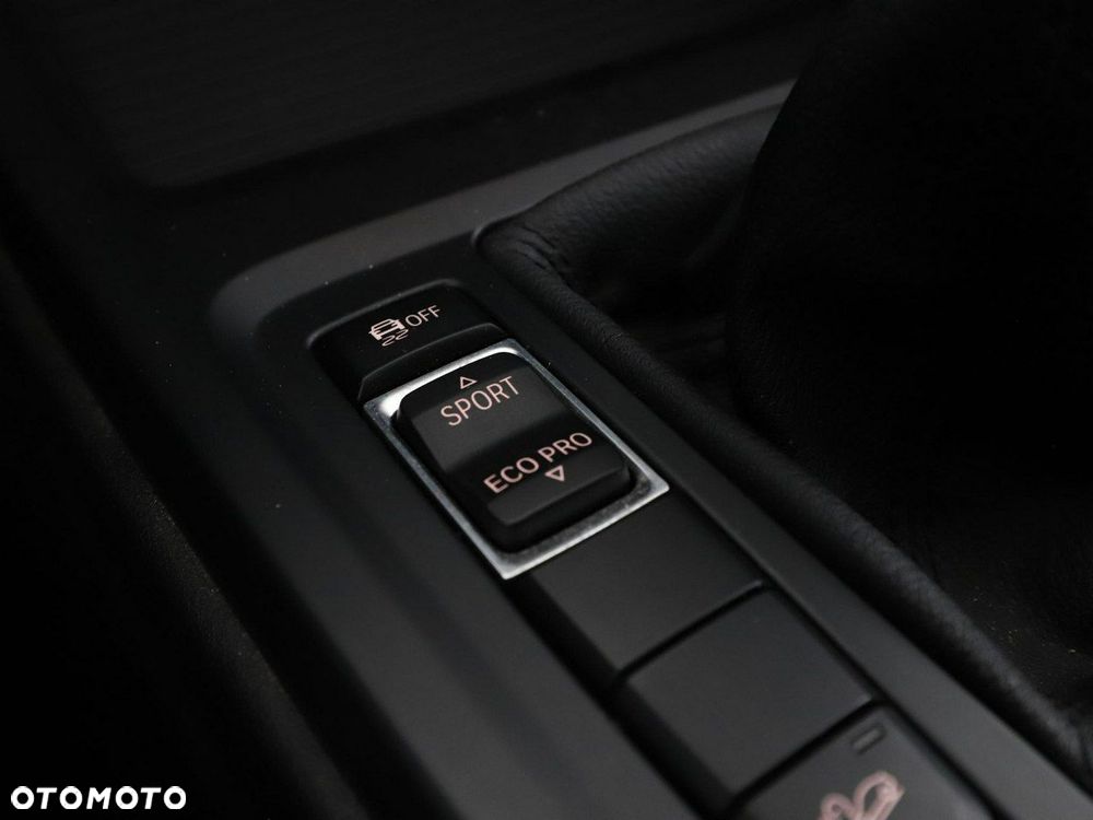 BMW X1 xDrive18d Advantage - 30