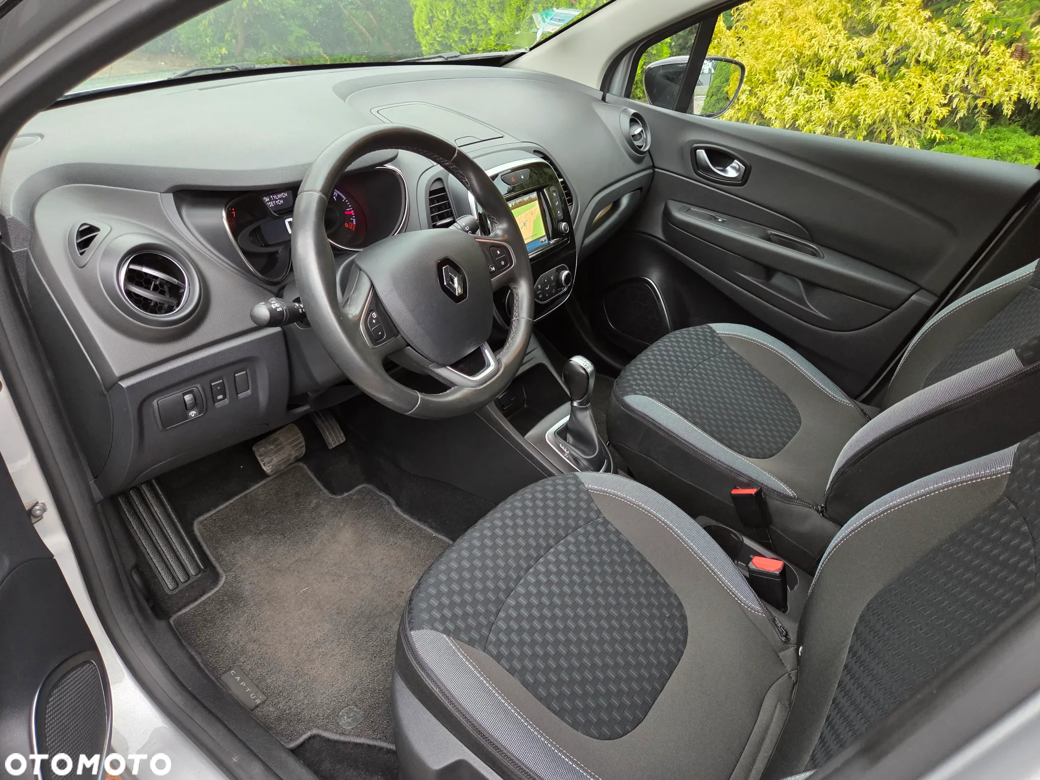 Renault Captur 1.2 Energy TCe Limited EDC - 3