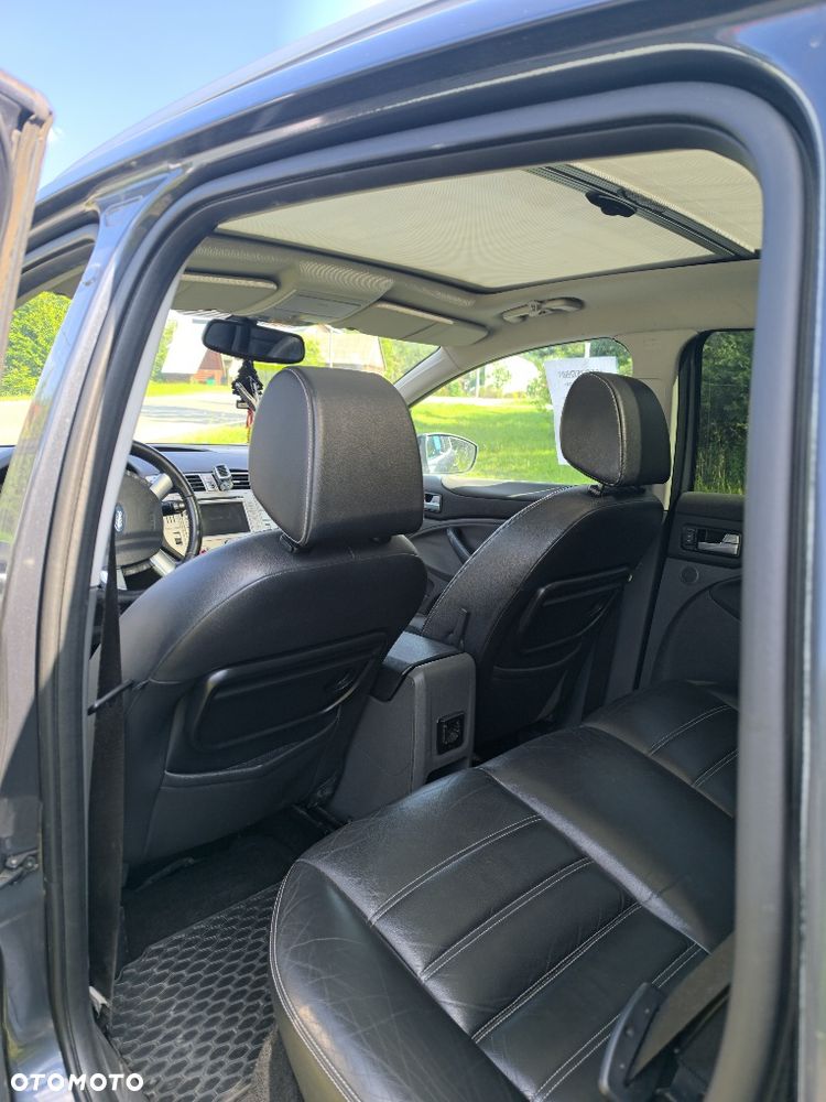 Ford Kuga - 5