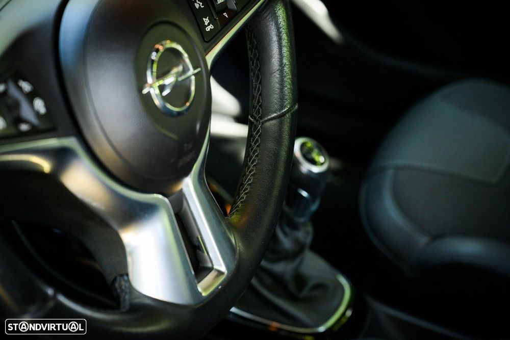 Opel Adam 1.0 T Rocks - 25