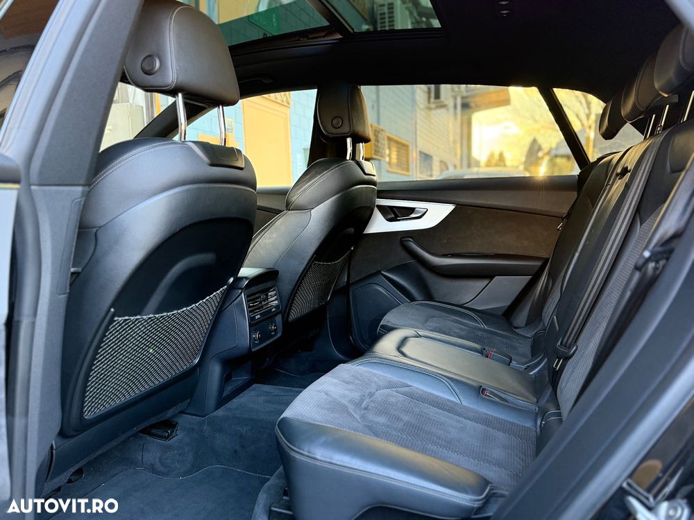 Audi Q8 3.0 55 TFSI quattro Tiptronic MHEV - 15