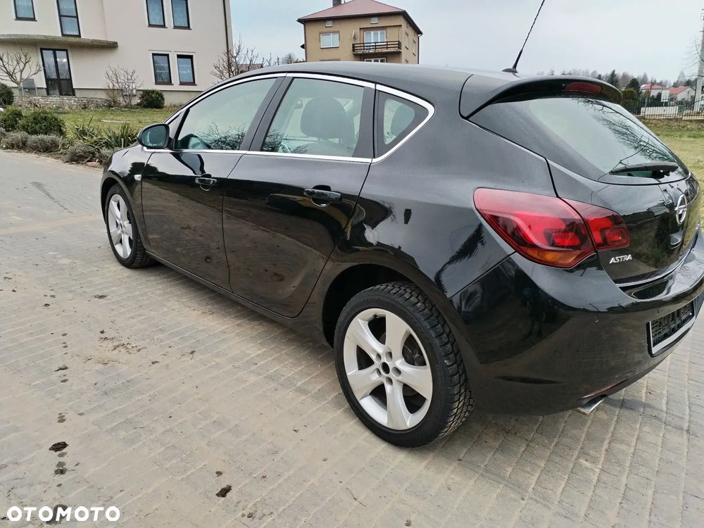 Opel Astra - 38