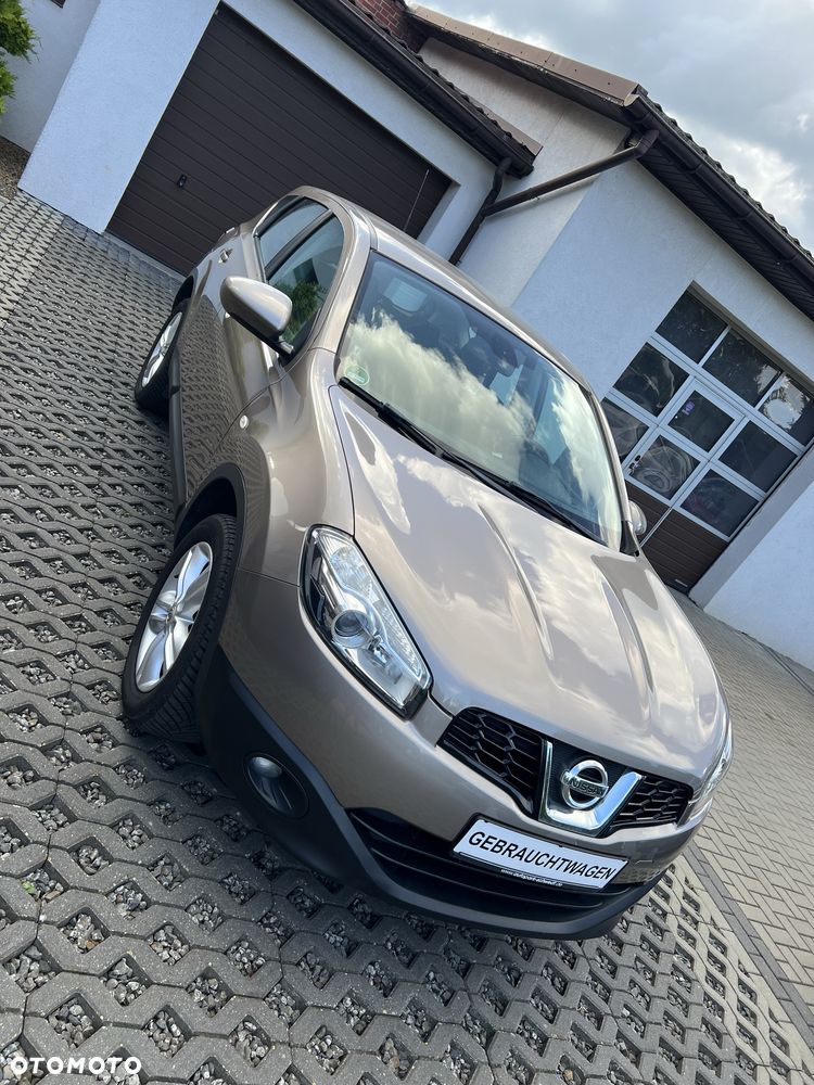 Nissan Qashqai - 2