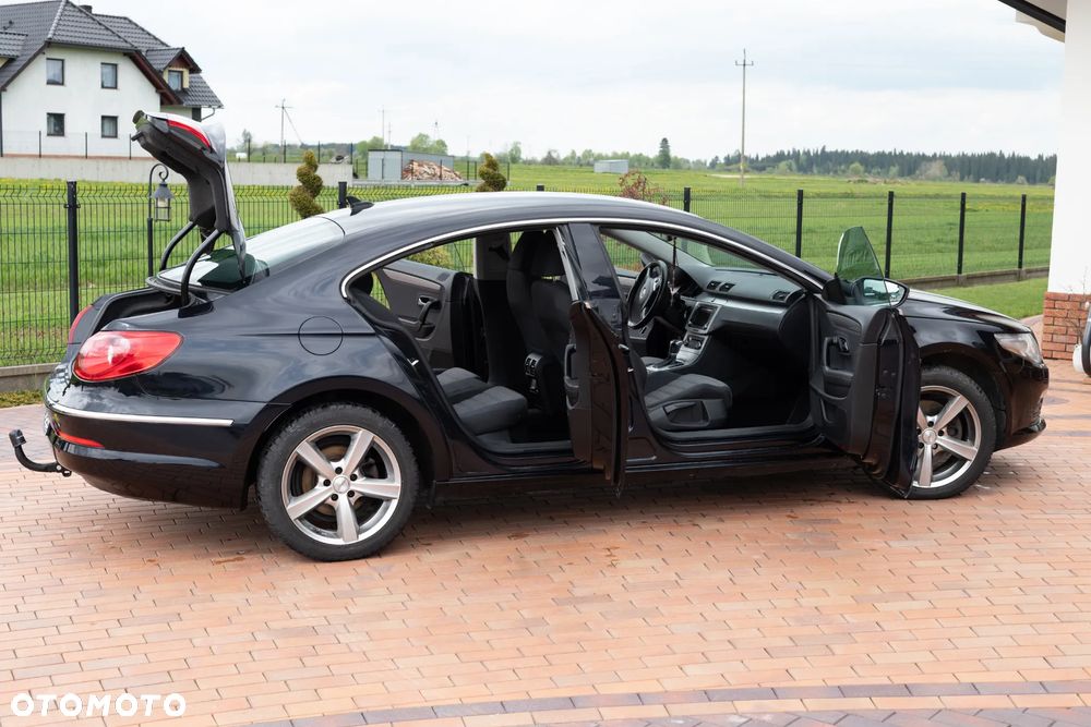 Volkswagen Passat CC - 12