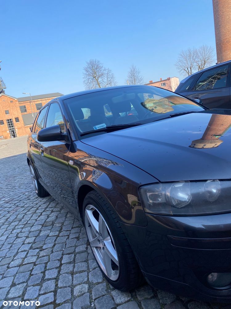 Audi A3 Sportback - 3