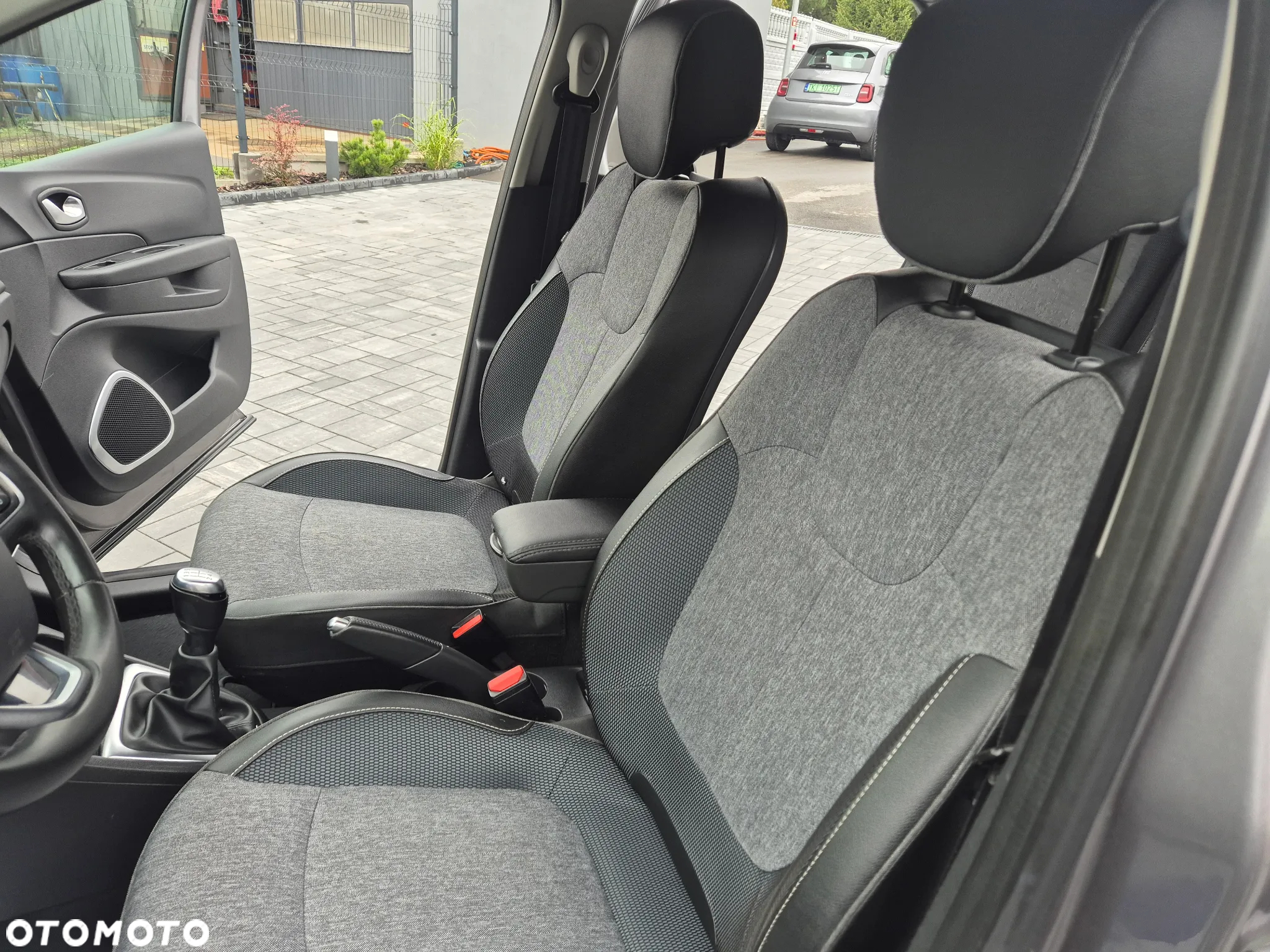 Renault Captur (ENERGY) TCe 90 INTENS - 11